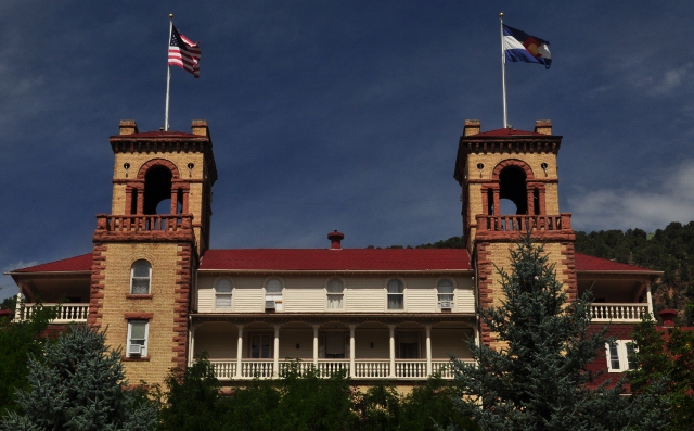 Hotel Colorado
